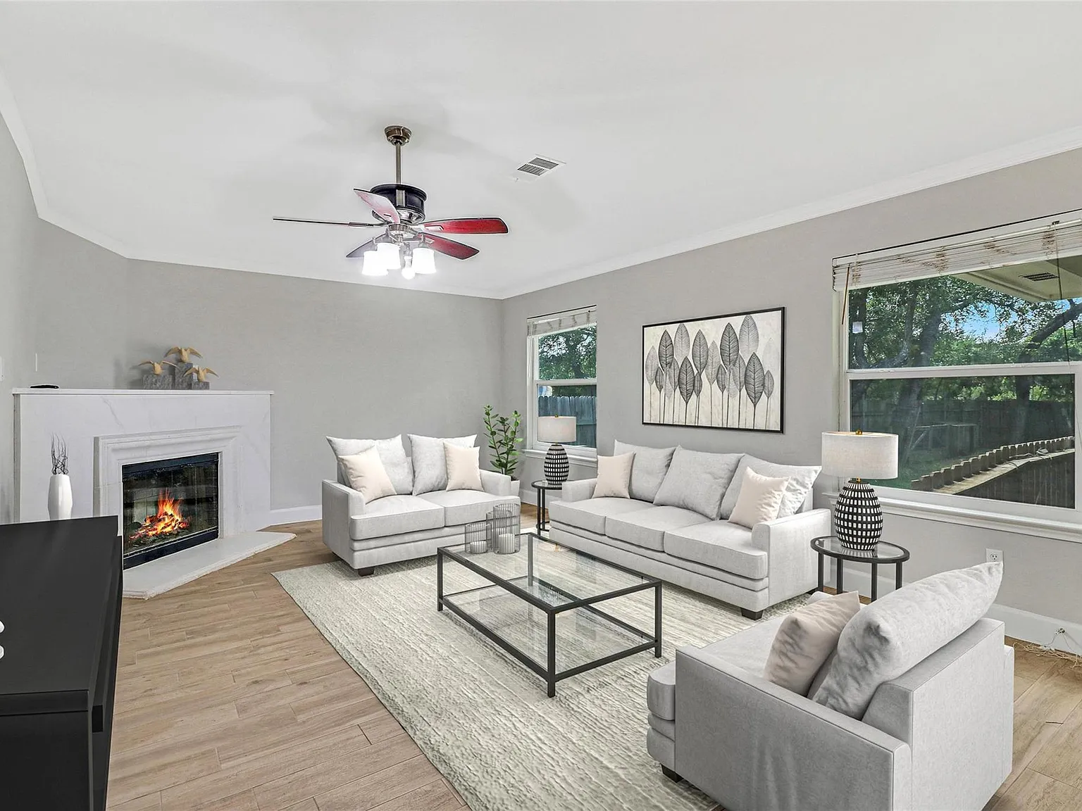 4 bed, 2.0 bath, 2317 sqft, $2,299 — Photo 1