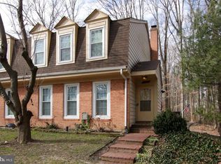 9912 Hemlock Woods Ln, Burke, VA 22015