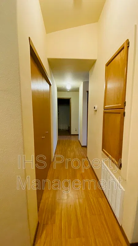 6305 Chapel Hill Blvd — Photo 4