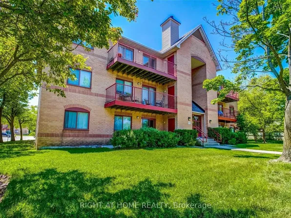 1498 Pilgrims Way #234, Oakville, ON L6M 3G9