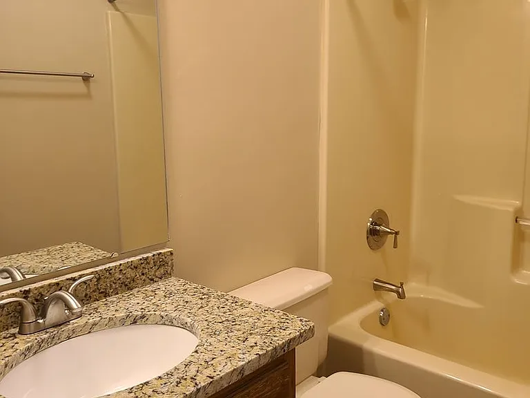 1218 Brookline Ave SW — Photo 10
