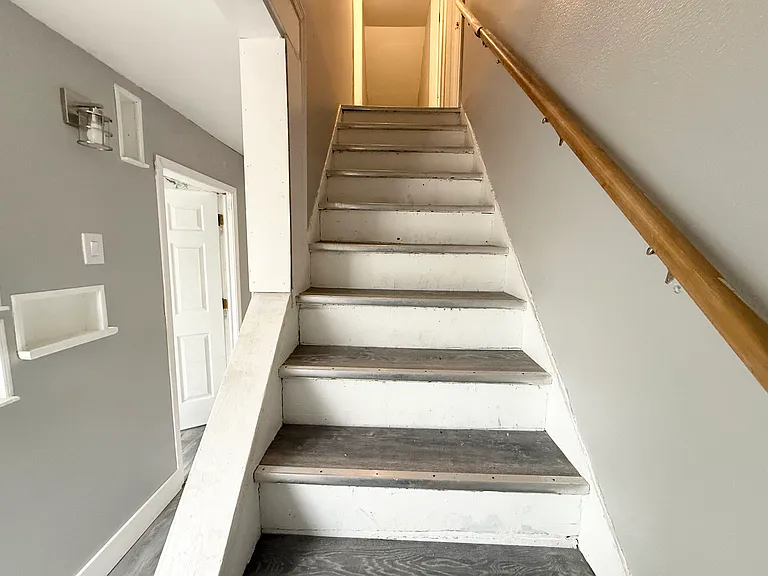 20500 McKishnie St — Photo 16
