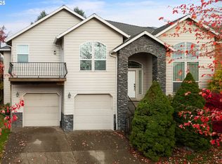 15325 SE Knapp Dr, Portland, OR 97236