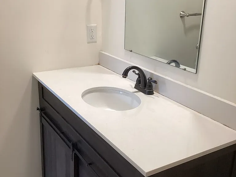 University Park Apartments near Cornell University — Photo 221
