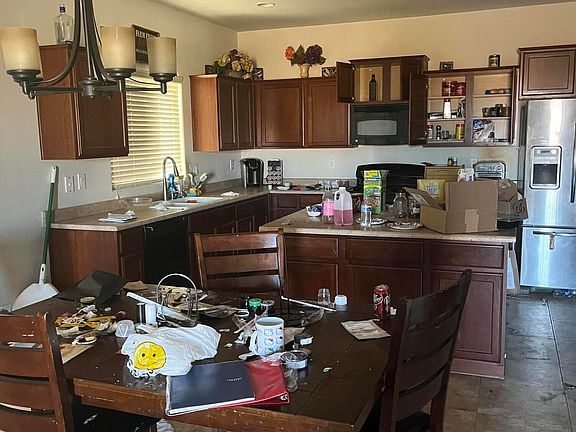 3rd image of 26162 W POTTER Drive
