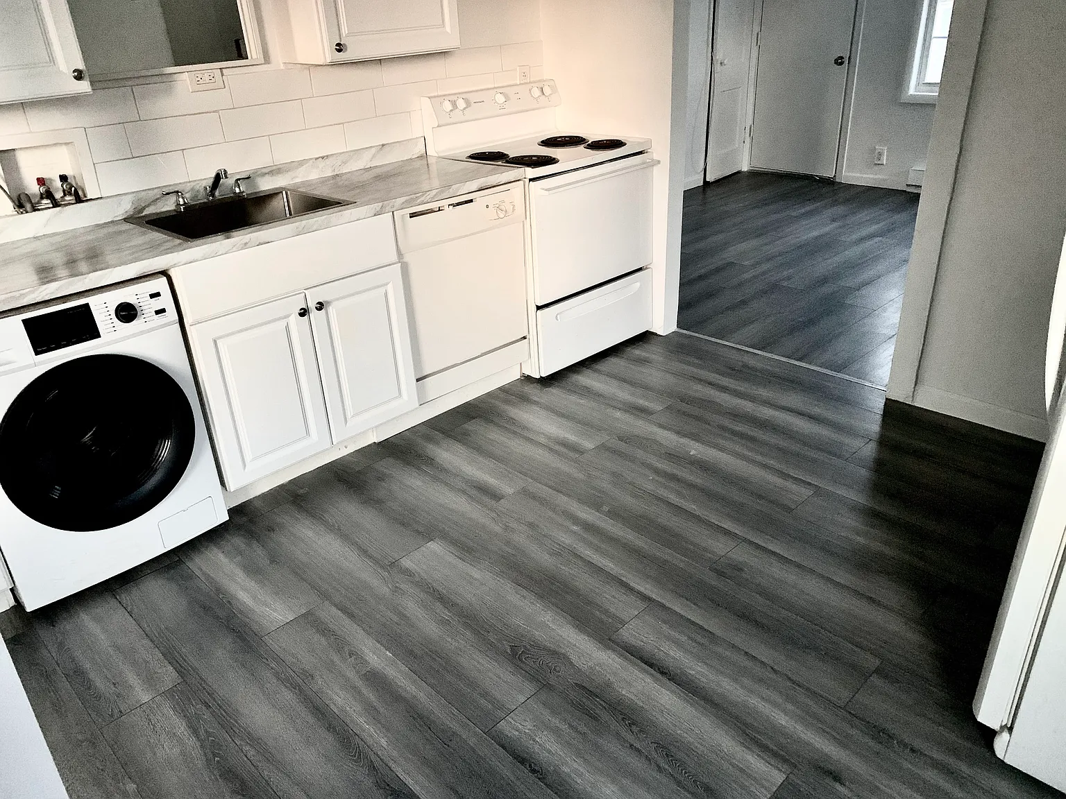 3 Hollingsworth Mnr — Photo 3
