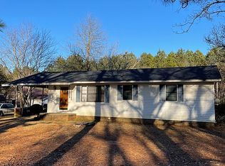 1421 Pickens Rd, Pontotoc, MS 38863
