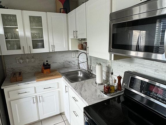 5th image of 9460 Fontainebleau Blvd APT 229
