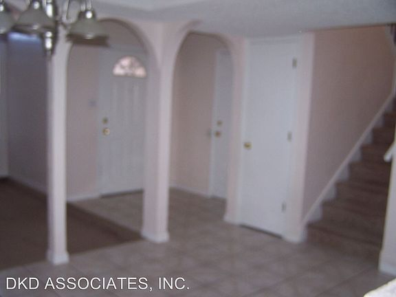 3rd image of 1525 Peter Hurd Dr