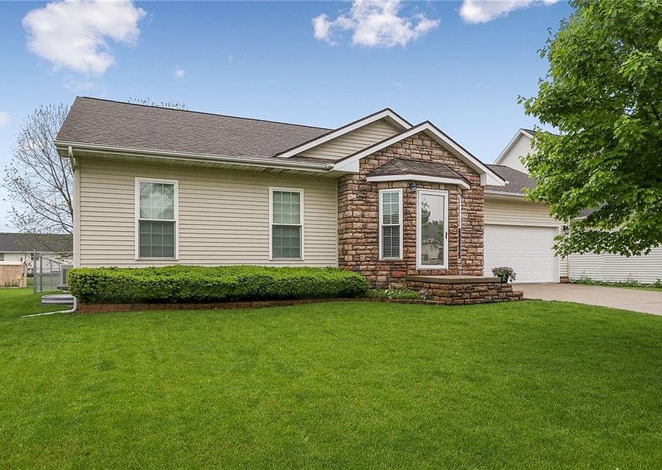 301 N 15th Ave, Winterset, IA 50273 Zillow