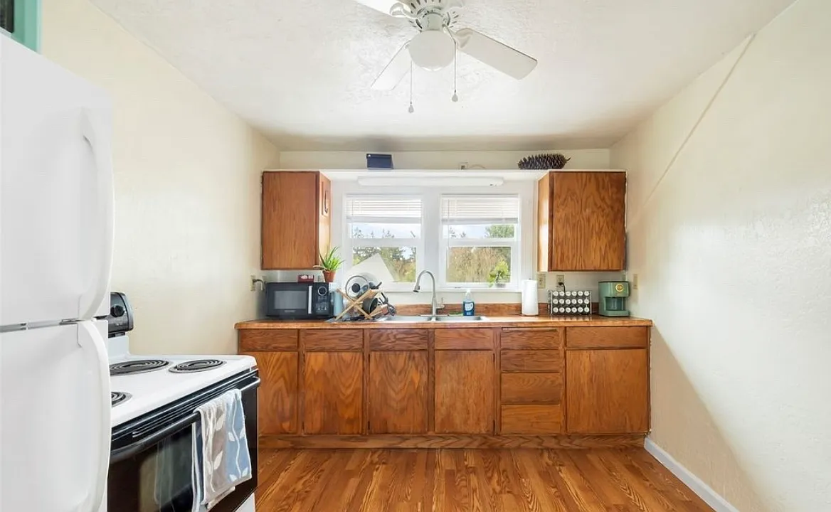 1 bed, 450 sqft, $1,750 — Photo 2