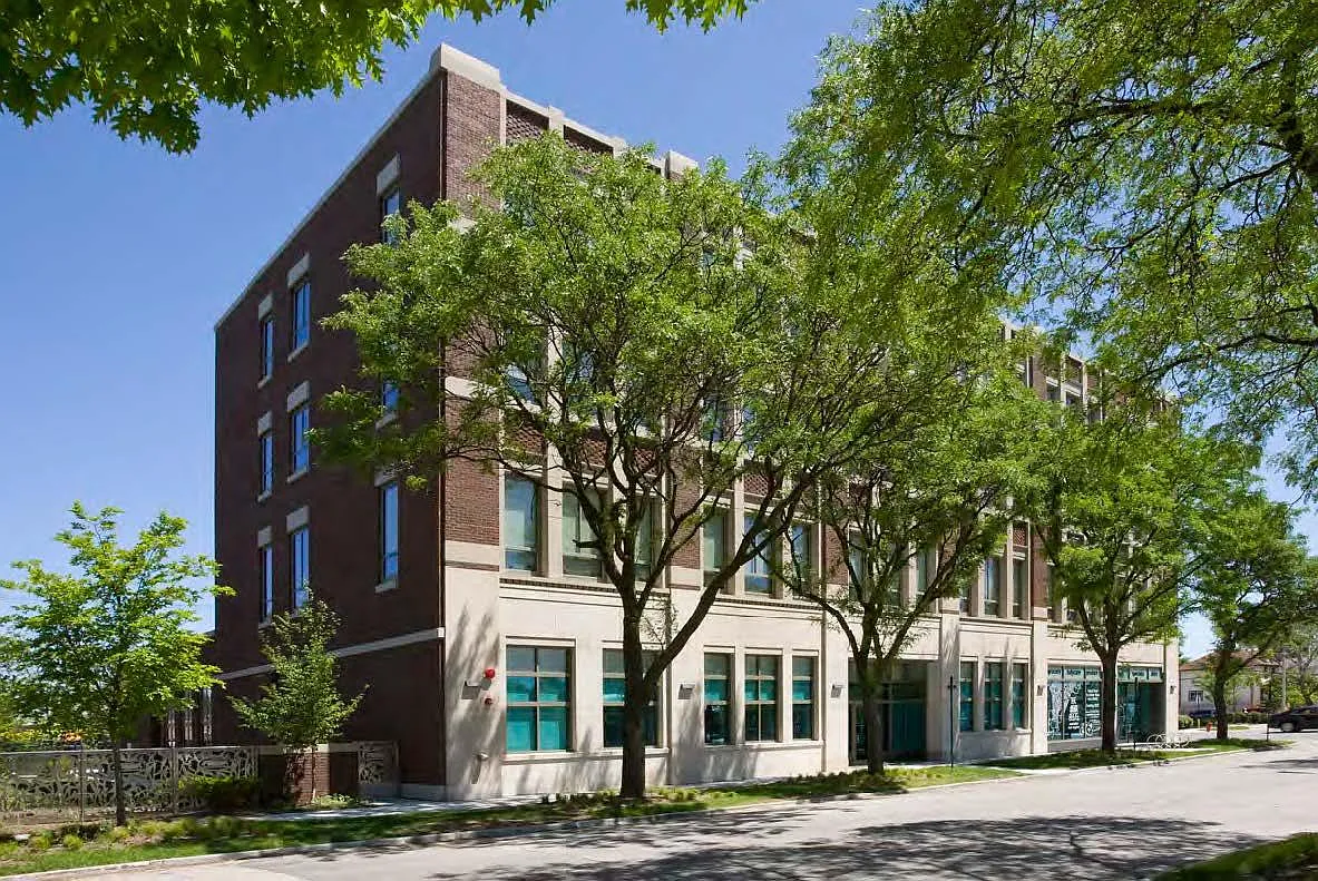 Building Photo - 442 S Grove Ave