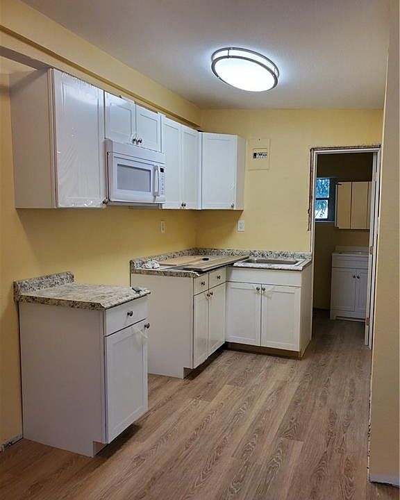 2nd image of 3000 Areca Ave APT 12
