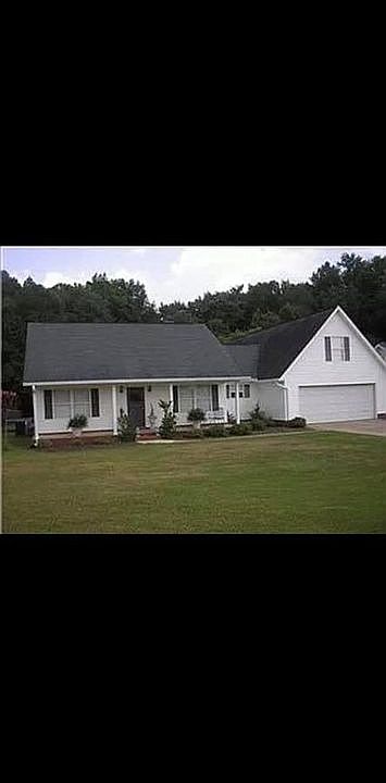 1st image of 11301 Fairwood Ave
