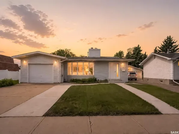 1381 Prince CRESCENT, Moose Jaw, SK S6H 6E6