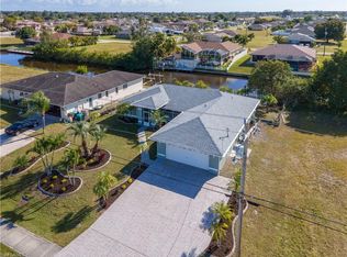 824 Mohawk Pkwy, Cape Coral, FL 33914