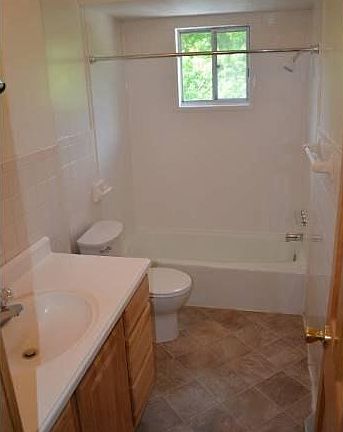 4th image of 8864 United Ln APT 36