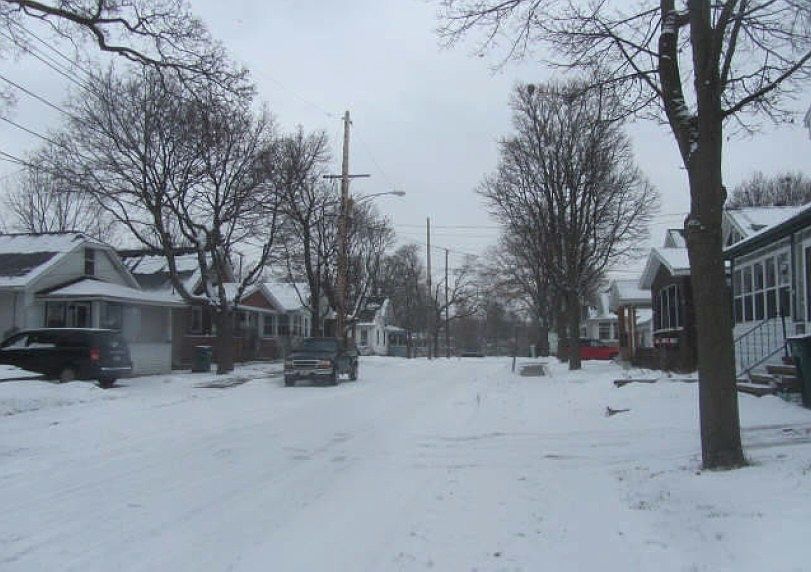 2nd image of 529 Woodrow Ave