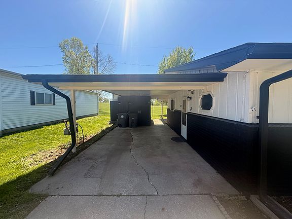 2nd image of 3725 4th Ave #3725