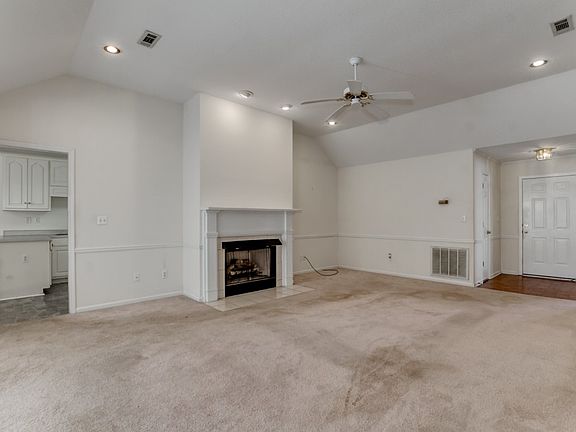 4th image of 4654 Ashley Hill Cir