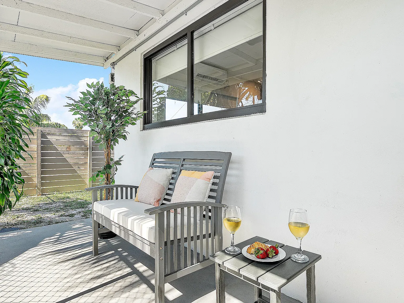 1 bed, 500 sqft, $1,999 — Photo 1