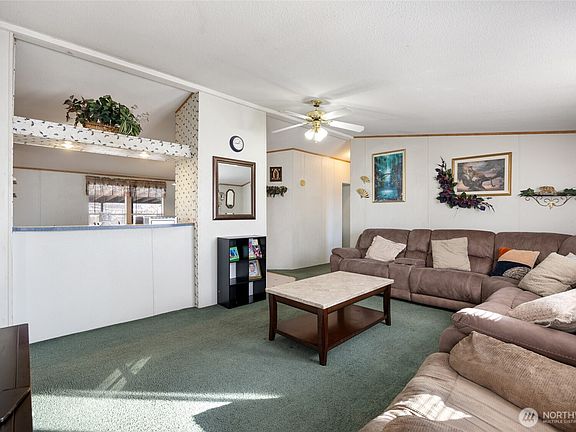 5th image of 643 S Kristina Road