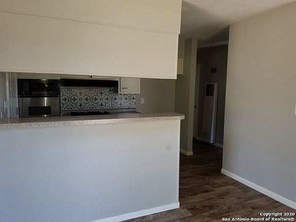 3rd image of 118 San Angelo Blvd #118