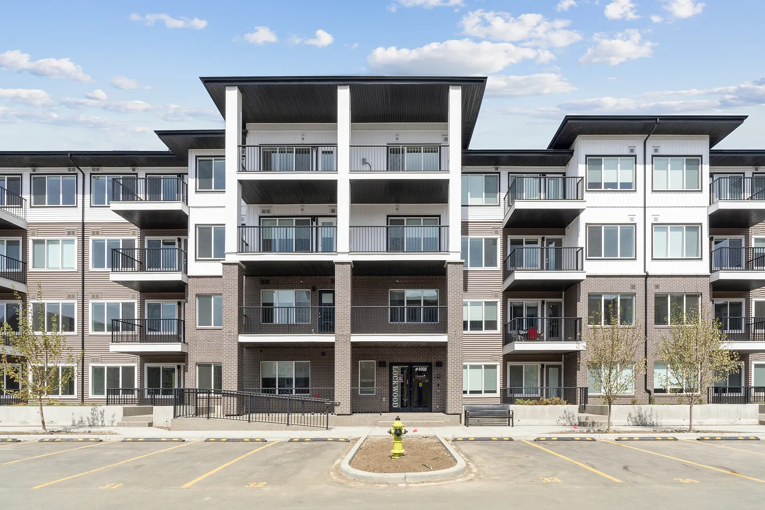 4105, 6 Merganser Drive W (L949) — Photo 1