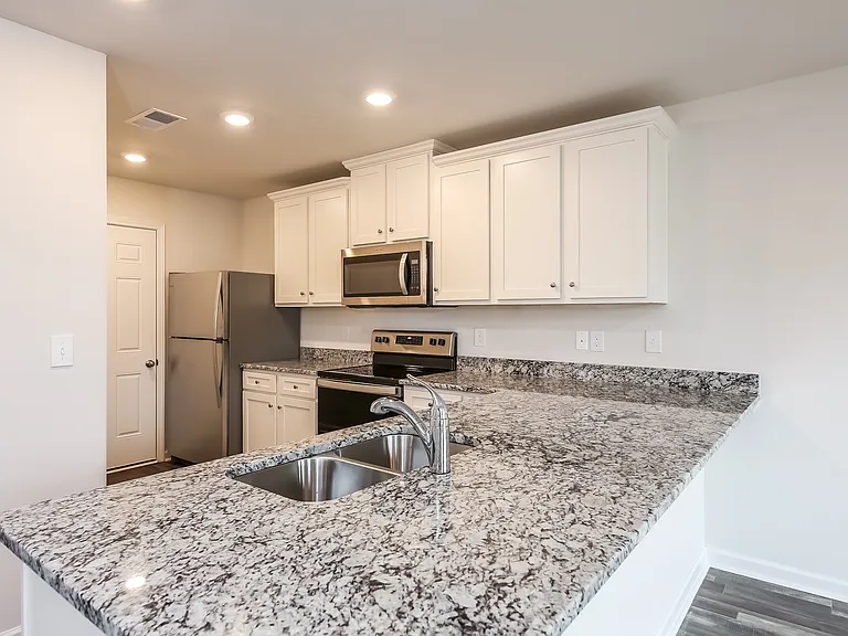 6025 Mason Tucker Dr — Photo 5