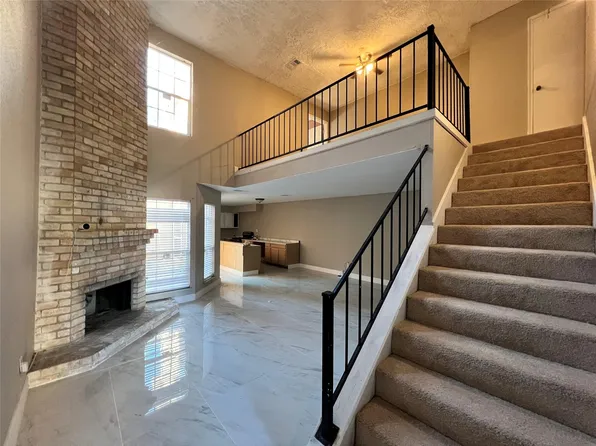 12239 W Village Dr Unit B, Houston, TX 77039