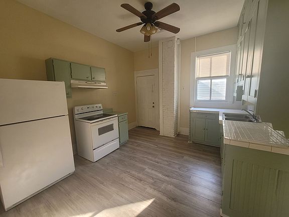 4th image of 3215 Avenue O #Up