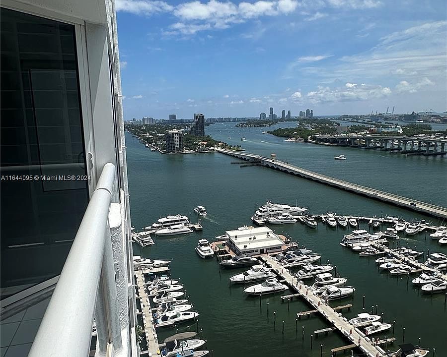 1st image of 1717 N Bayshore Dr #A-2645