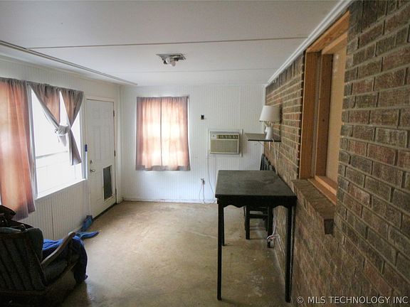 5th image of 1716 Asberry St