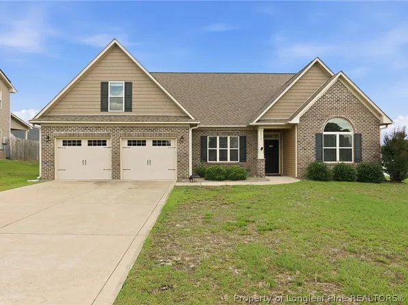 3313 Michler Ln, Hope Mills, NC 28304