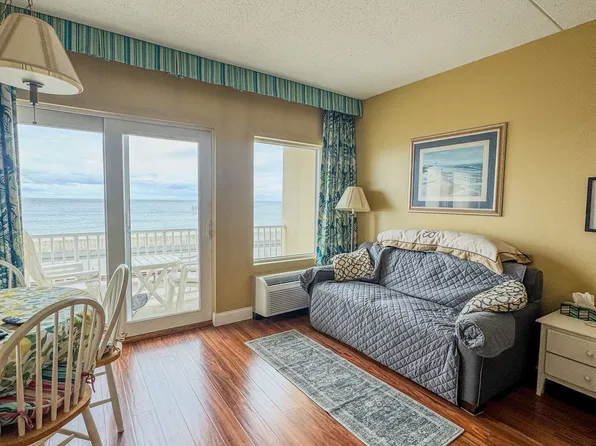 703 Ocean Blvd #305, Hampton, NH 03842