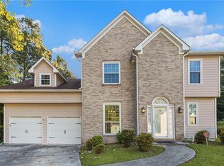 3700 River Lake Shr, Ellenwood, GA 30294