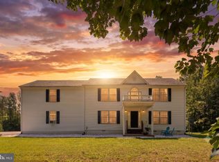 524 Blueberry Ln, Louisa, VA 23093