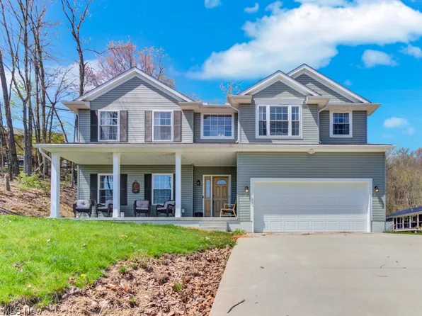 589 W Mohawk Dr, Malvern, OH 44644