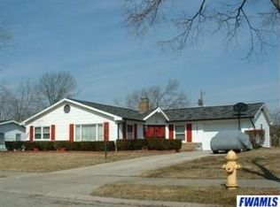 3407 Adirondack Dr, Fort Wayne, IN 46816