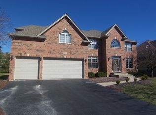 3215 Lapp Ln, Naperville, IL 60564