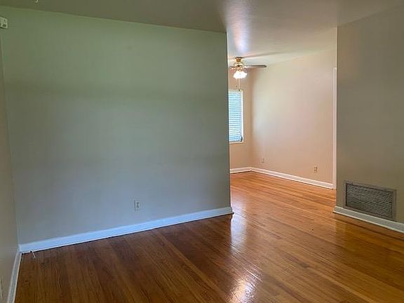 3rd image of 1211 Buckingham Dr