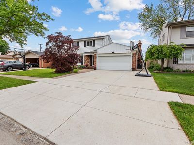 26769 Timber Trl, Dearborn Heights, MI, 48127