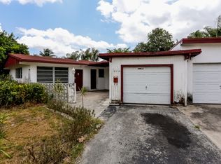 4774 NW 2nd Pl, Plantation, FL 33317