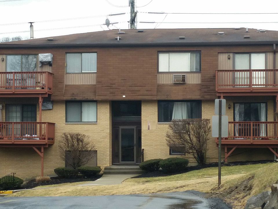 1st image of 331 Richard Ct Unit 33-A