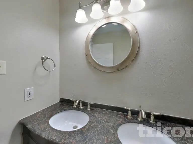 1702 Floyd Rd — Photo 12