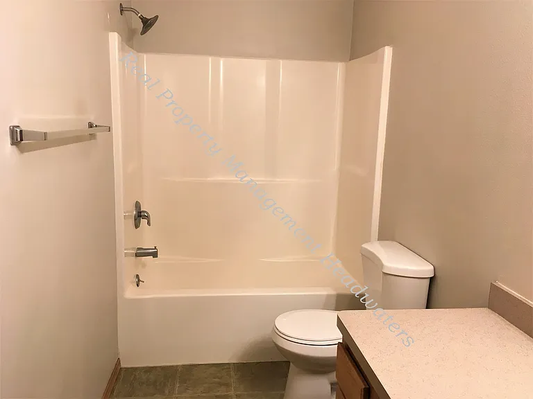 3838 Tulip St — Photo 8