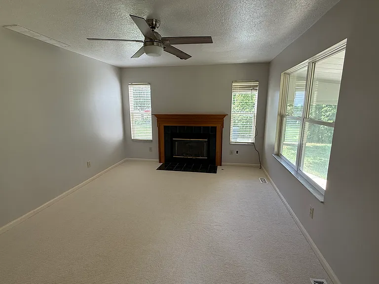 5990 Rings Rd — Photo 13