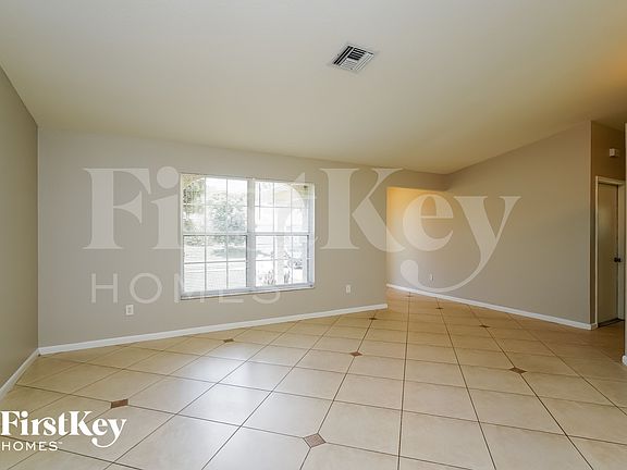4th image of 8441 Bahamas Rd
