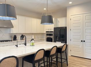 10207 E Toledo Ave, Mesa, AZ 85212
