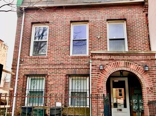 25-81 31st St, Astoria, NY 11102